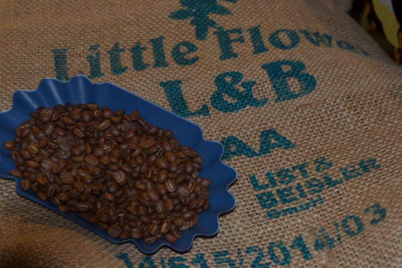 Kaffee Indian Little Flower